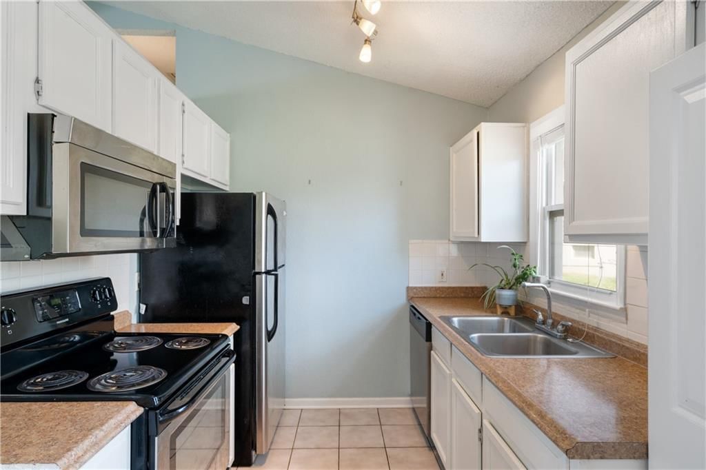 6311 NE Agnes Circle — photo 13