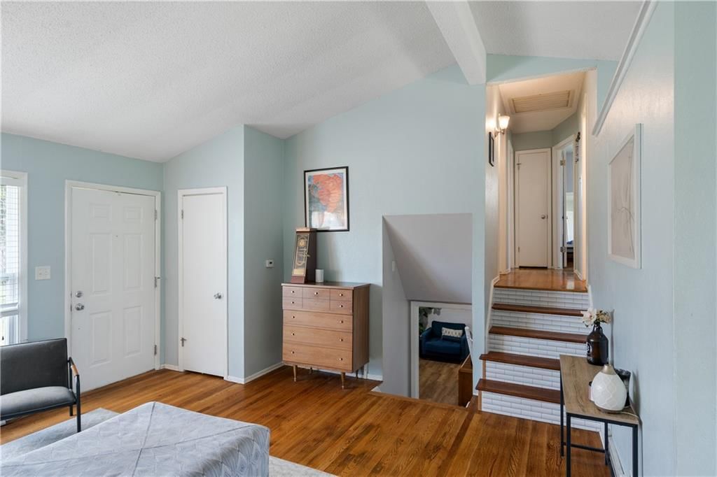 6311 NE Agnes Circle — photo 10