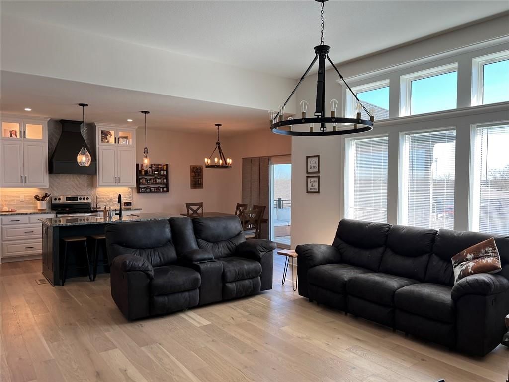 401 S Wilson Street — photo 5