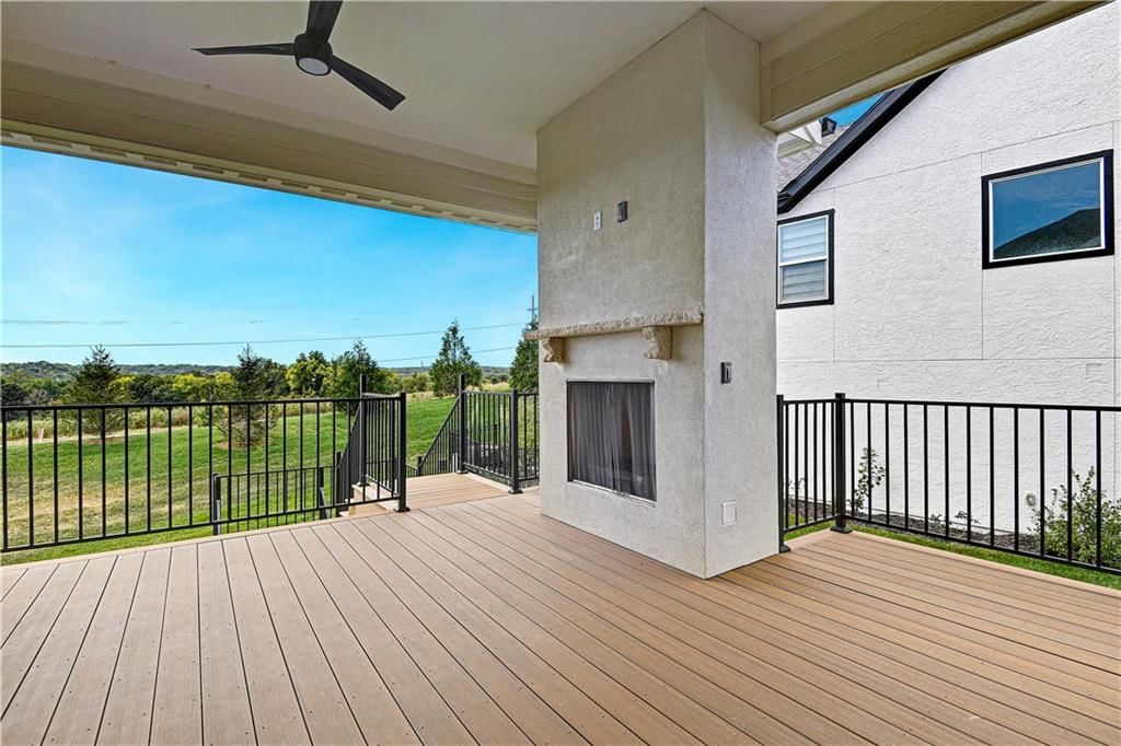 3807 W 158 Terrace — photo 29