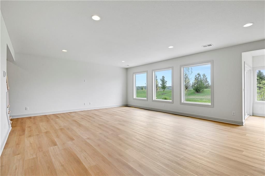 3807 W 158 Terrace — photo 42