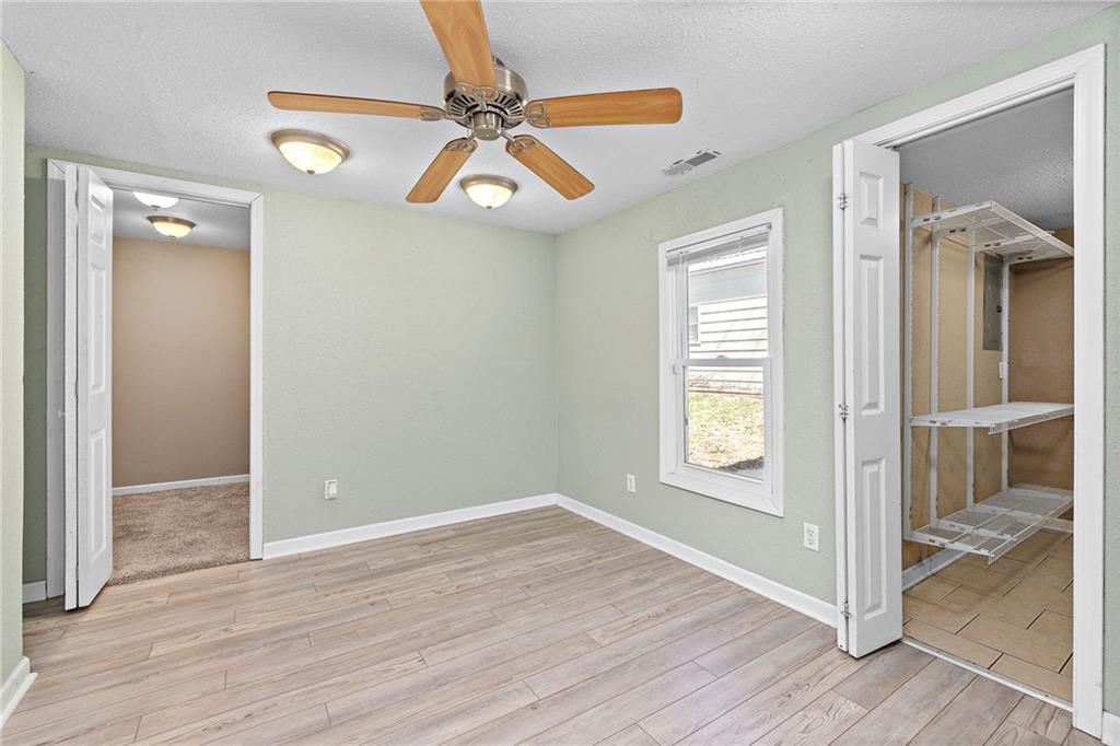 1401 S McCoy Street — photo 12