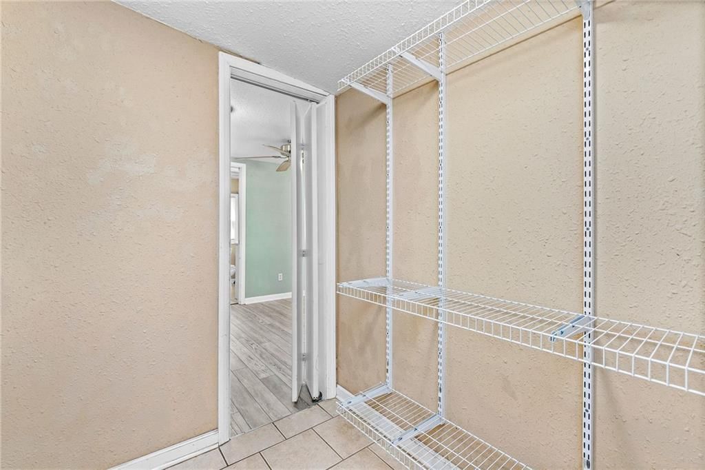 1401 S McCoy Street — photo 17