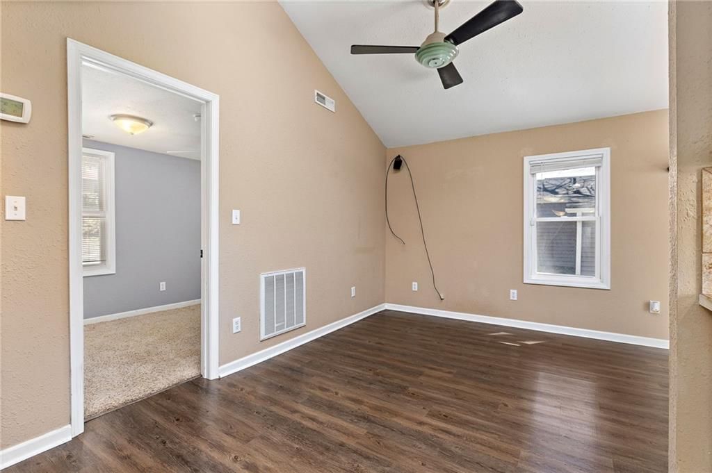 1401 S McCoy Street — photo 8