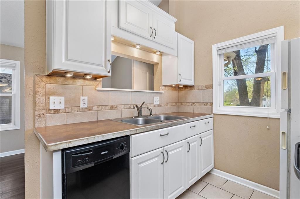 1401 S McCoy Street — photo 9