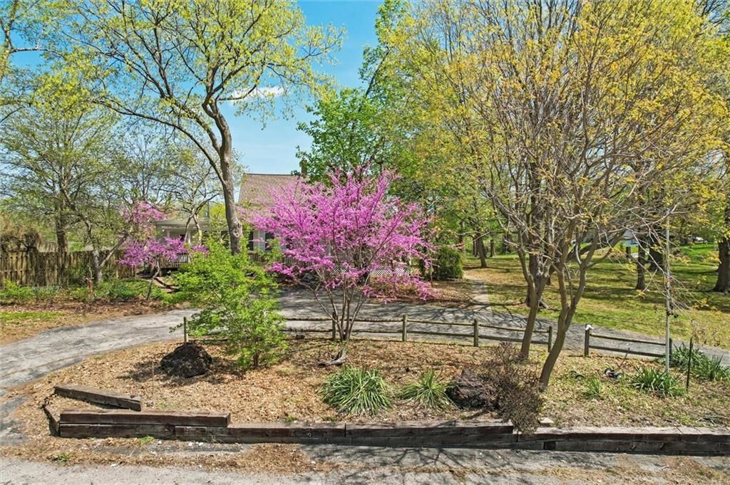1300 NE Cookingham Drive — photo 20