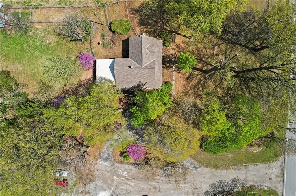 1300 NE Cookingham Drive — photo 5