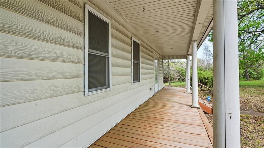 1300 NE Cookingham Drive — photo 44
