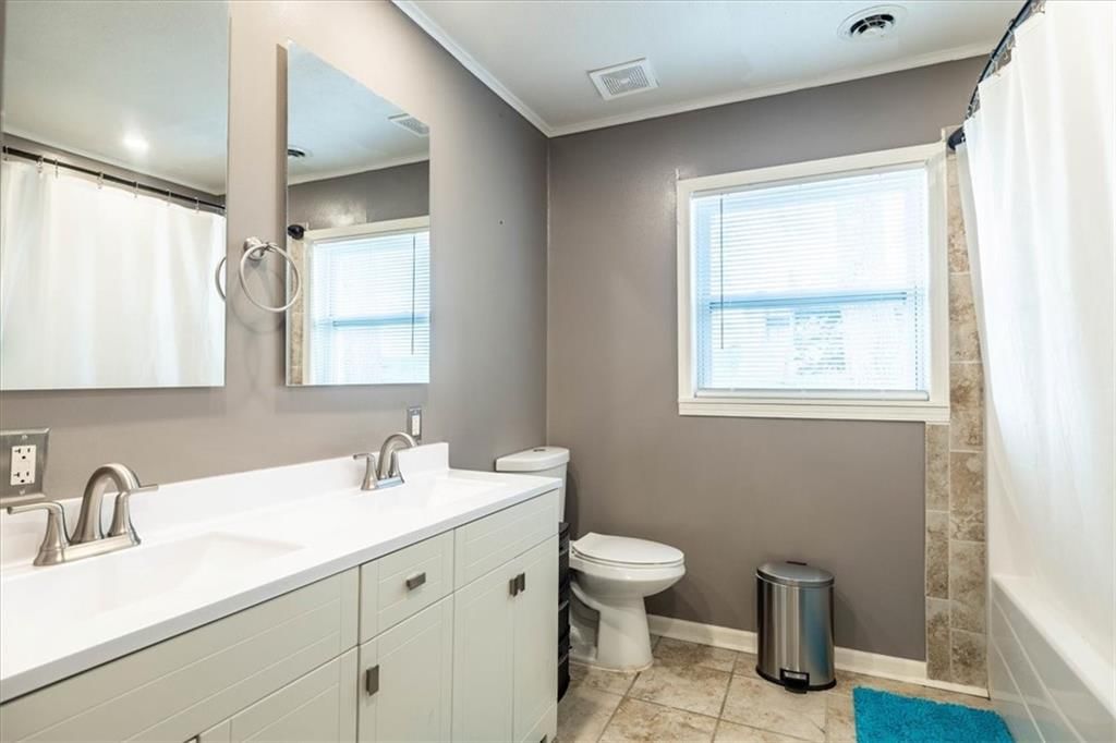 1648 Atchison Street — photo 20