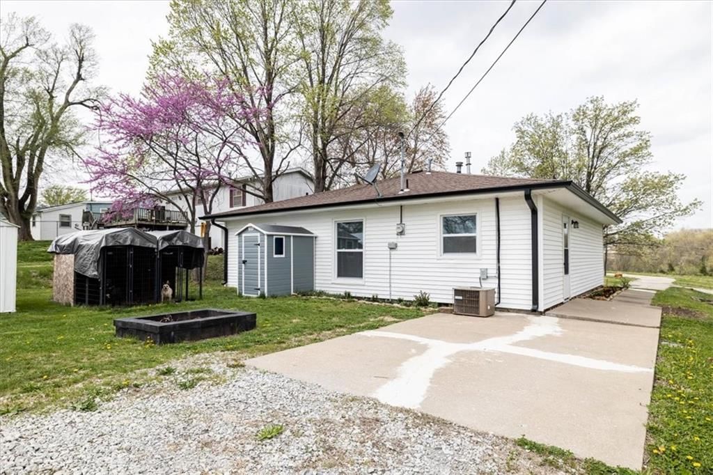 1648 Atchison Street — photo 25