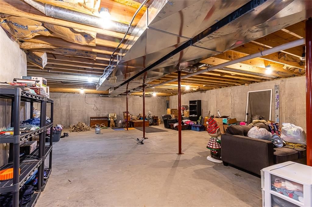 2049 Indiana Road — photo 43