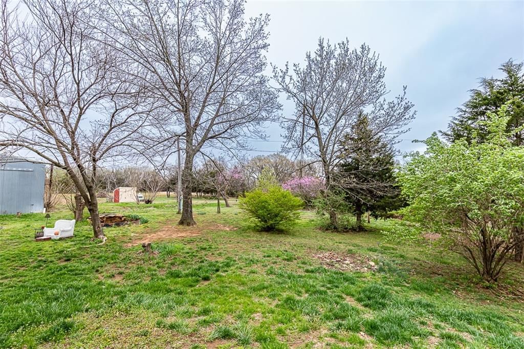 2049 Indiana Road — photo 49