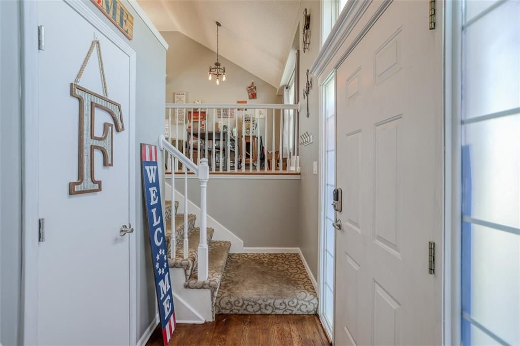 16306 Hight Avenue — photo 3