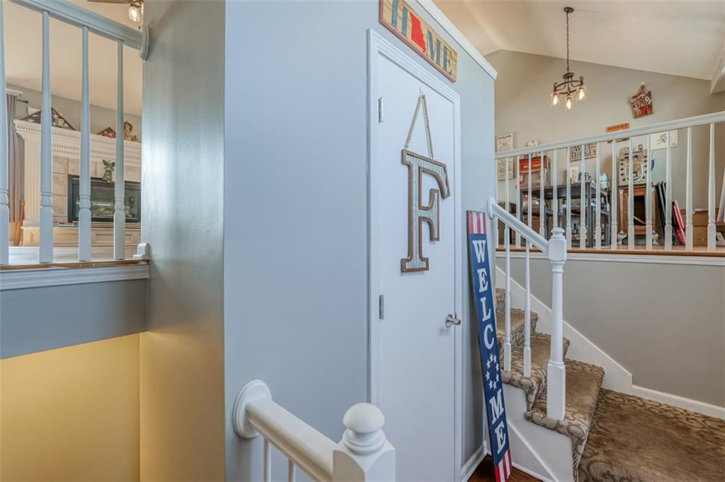 16306 Hight Avenue — photo 4