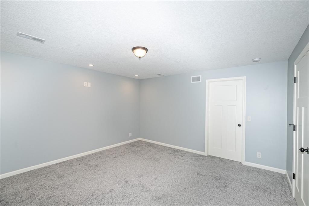 914 169th Street — photo 31