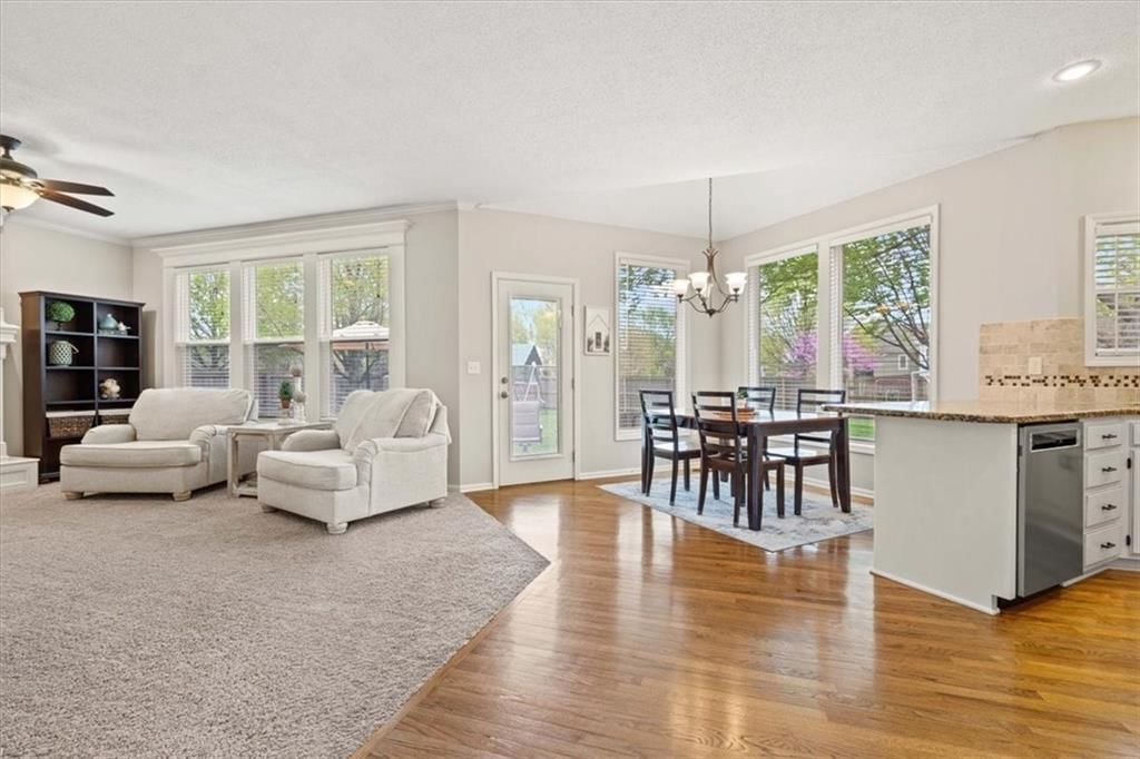 16741 W 157th Street — photo 2