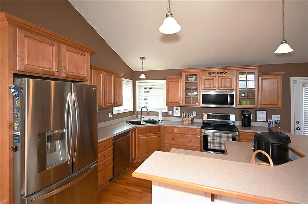 2901 Rolling Hills Drive — photo 10