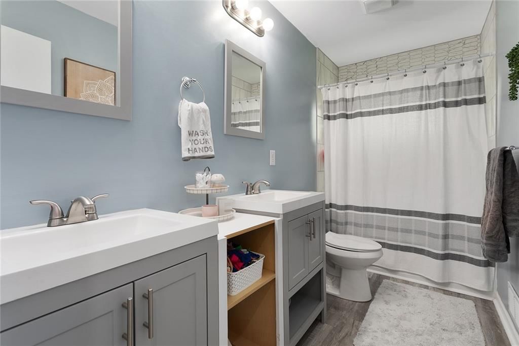 10903 W 72nd Street — photo 13