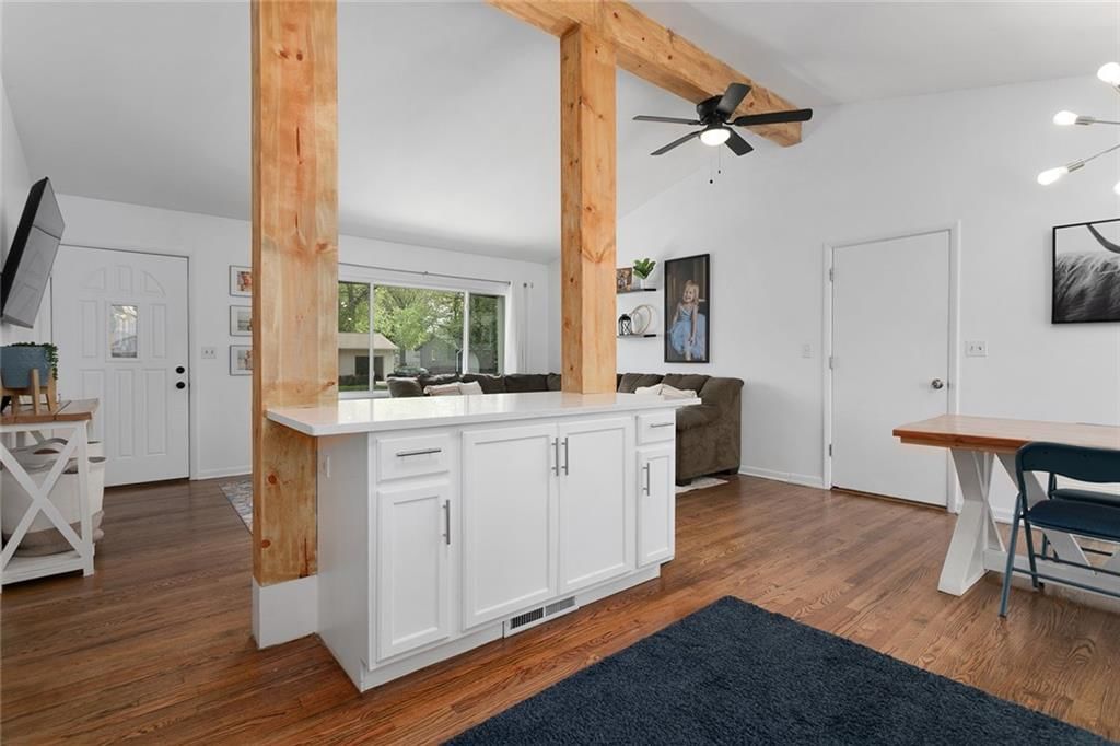 10903 W 72nd Street — photo 9