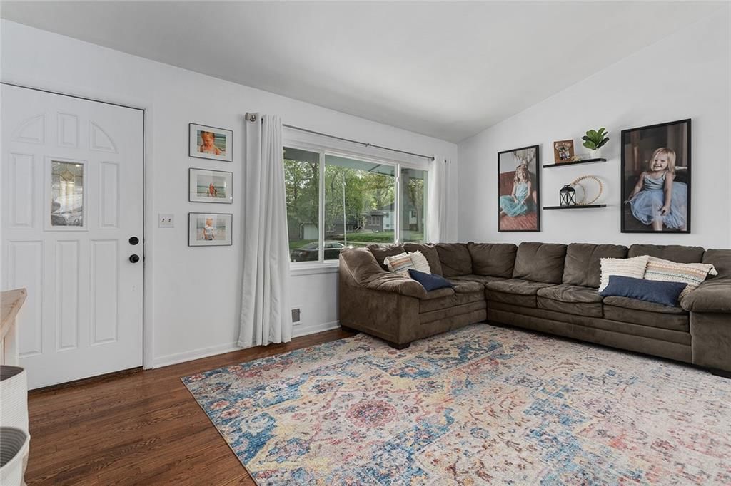 10903 W 72nd Street — photo 10