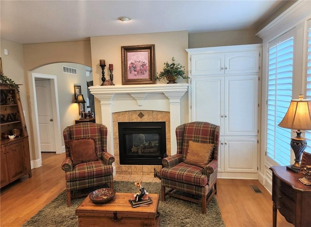 633 NE Sundance Trail — photo 18