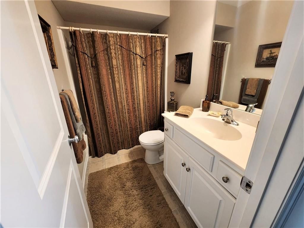 633 NE Sundance Trail — photo 37