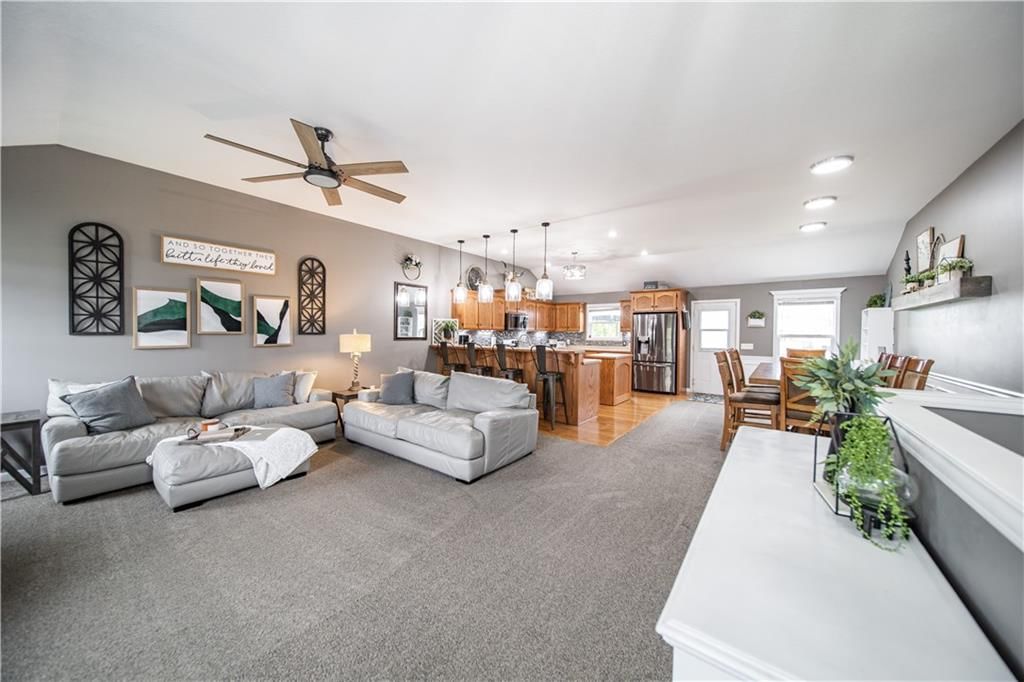 2210 Bateley Street — photo 12
