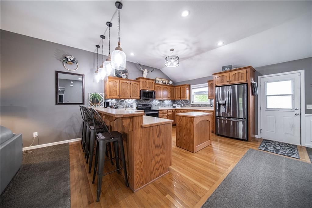 2210 Bateley Street — photo 13