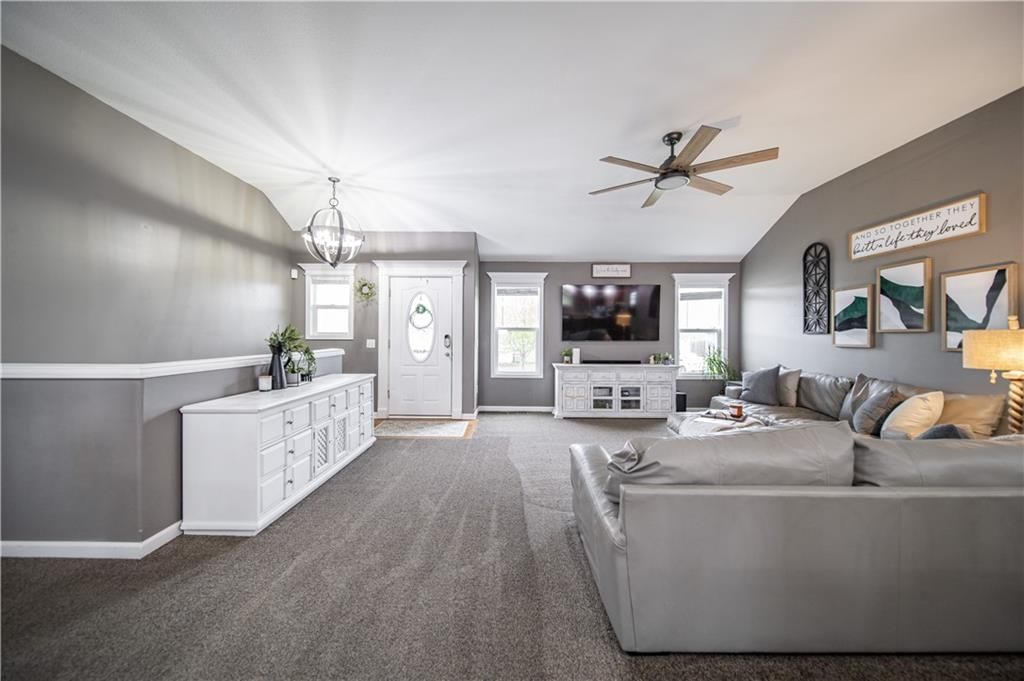 2210 Bateley Street — photo 18