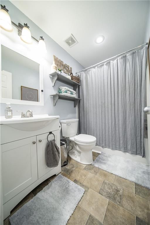 2210 Bateley Street — photo 27