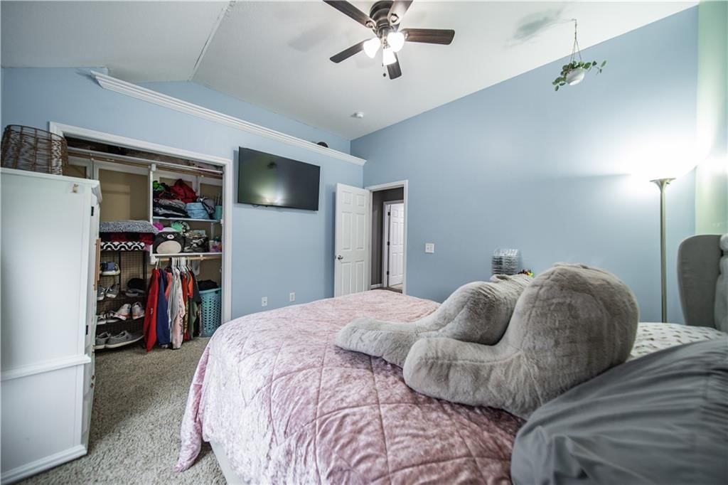 2210 Bateley Street — photo 30