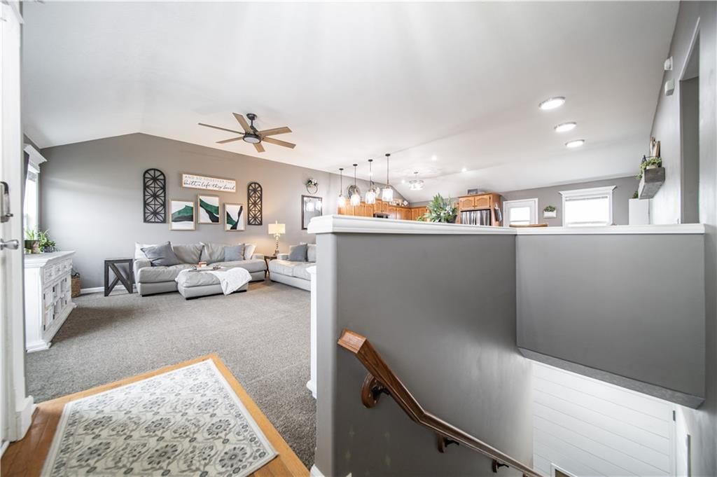 2210 Bateley Street — photo 34