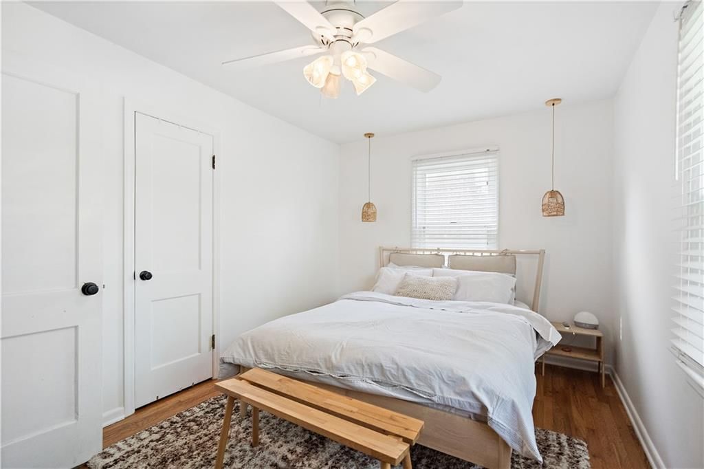 5543 Walmer Street — photo 16
