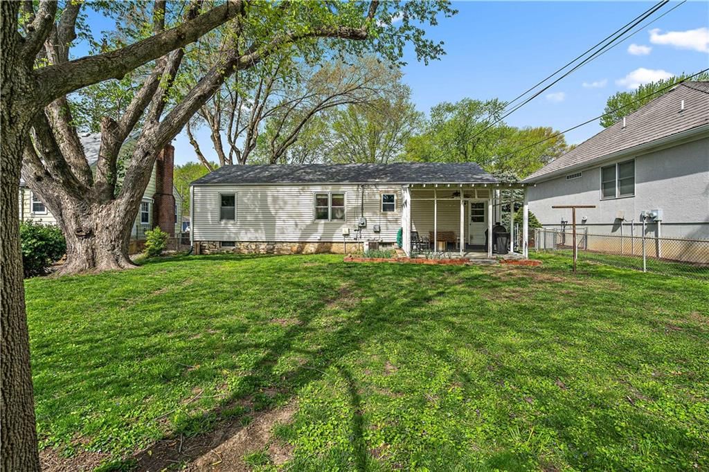 5543 Walmer Street — photo 23