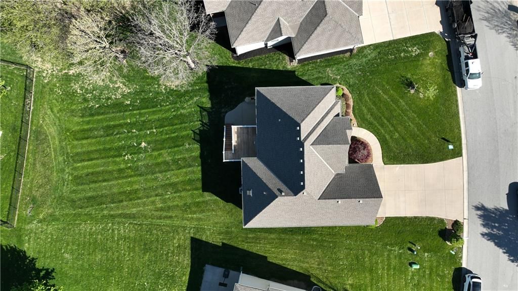 13120 NW Hawthorne Drive — photo 33