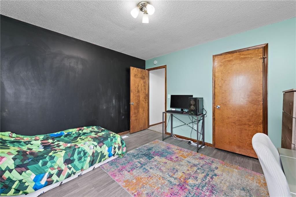 11028 N Baltimore Avenue — photo 19