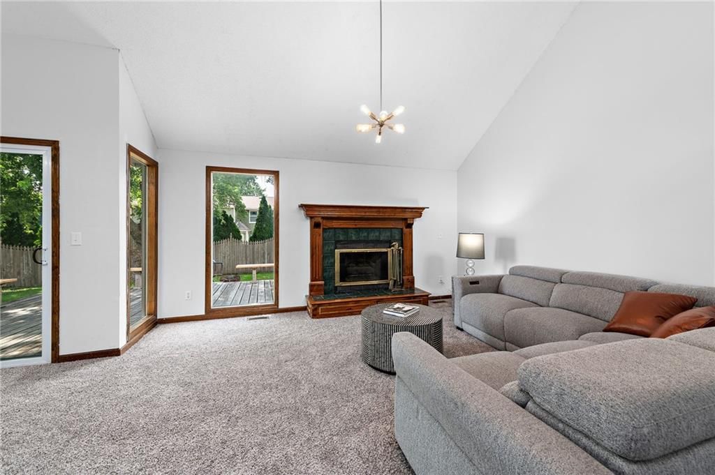 11028 N Baltimore Avenue — photo 3