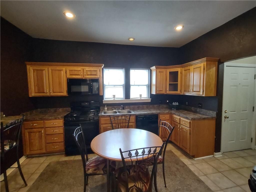 6012 E 14th Street — photo 8
