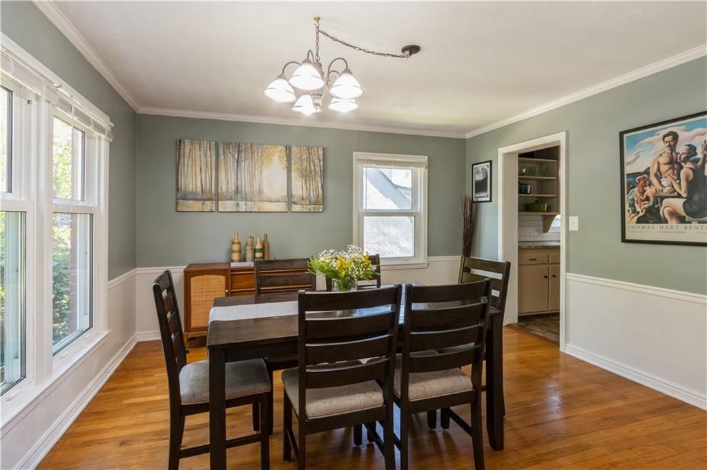 447 E 81st Street — photo 11