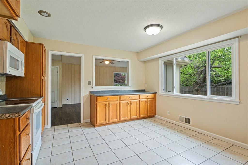 9100 W 81st Terrace — photo 20