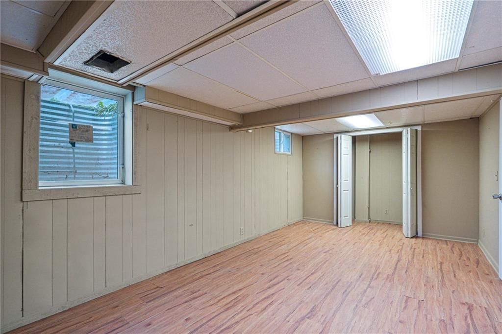 9100 W 81st Terrace — photo 32