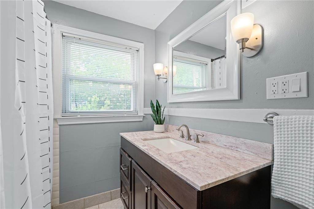 6553 Holmes Road — photo 34