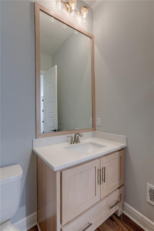 2303 W 176th Terrace — photo 27