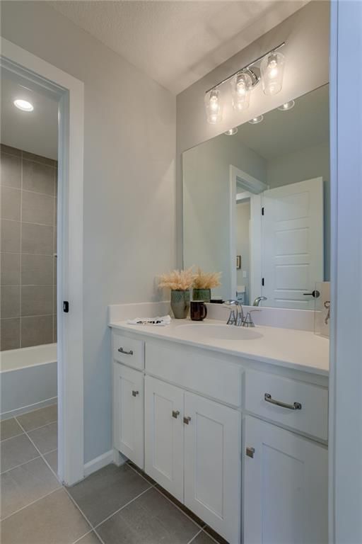 2303 W 176th Terrace — photo 42