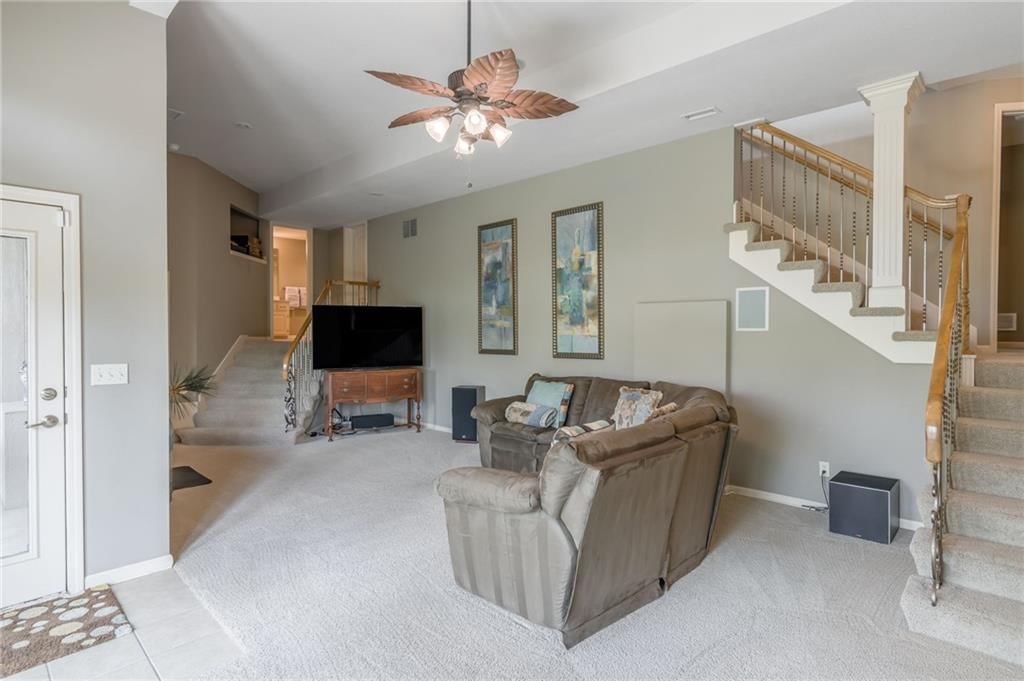 6424 N Spruce Avenue — photo 34