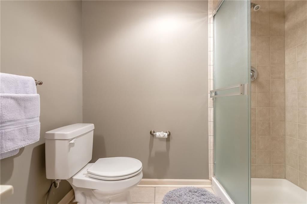 6424 N Spruce Avenue — photo 44