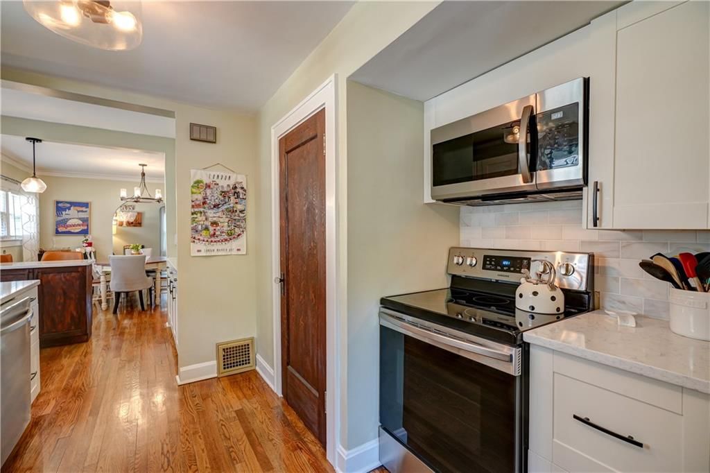 6160 Kenwood Avenue — photo 22