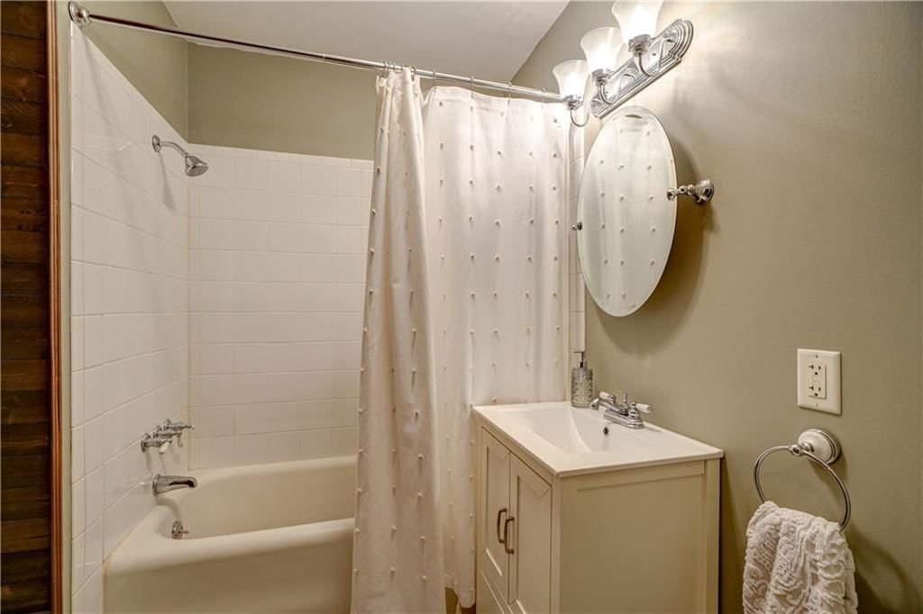 6160 Kenwood Avenue — photo 24