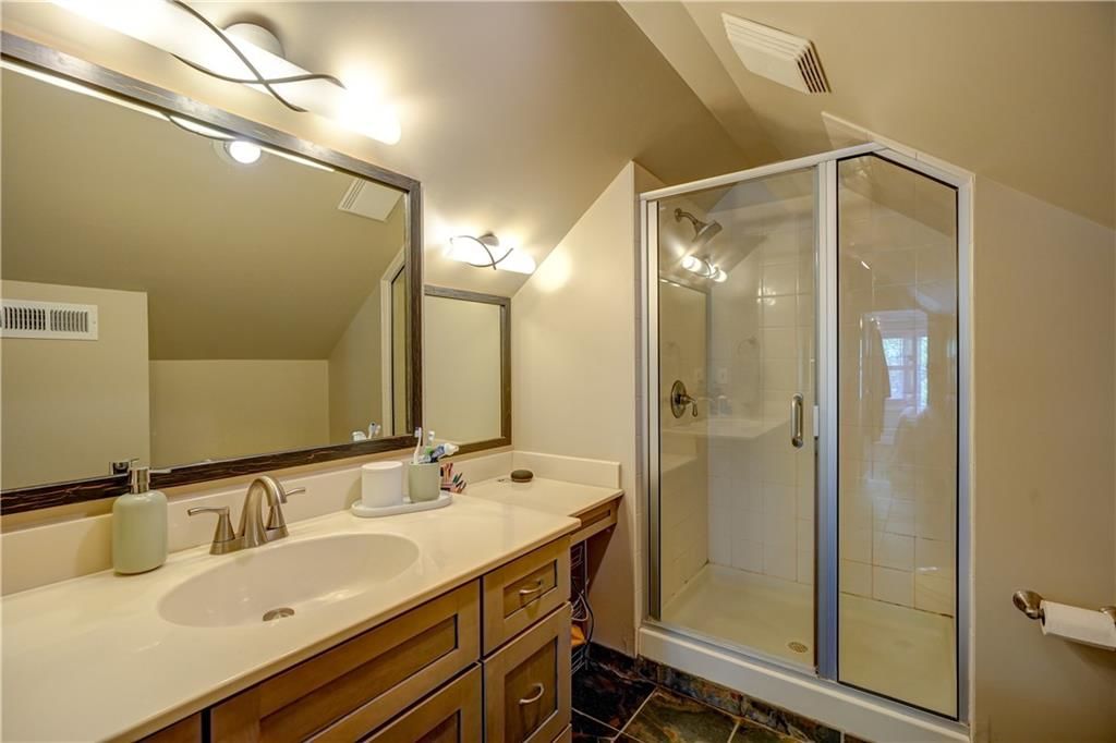 6160 Kenwood Avenue — photo 33