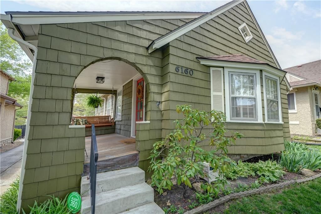 6160 Kenwood Avenue — photo 6